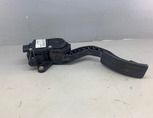 Accelerator pedal RENAULT LAGUNA III Grandtour (KT0/1)