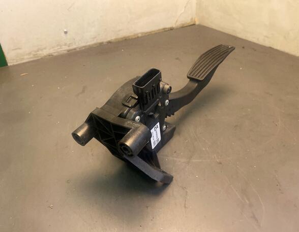 Accelerator pedal OPEL MERIVA A MPV (X03)