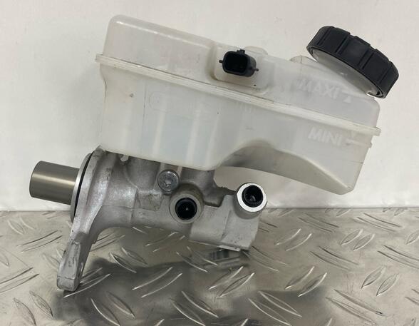 Brake Master Cylinder RENAULT Clio IV Grandtour (KH)