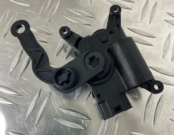 Stellmotor Zentralklappe Gebläse Lüftung Heizung SEAT Altea XL 1K0 907 511