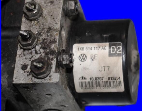 Regeleenheid tractieregelsysteem VW Touran (1T1, 1T2)