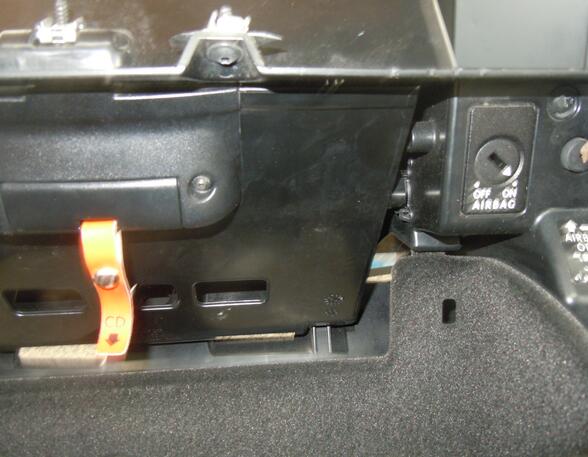 Glove Compartment (Glovebox) VW Passat (3C2)