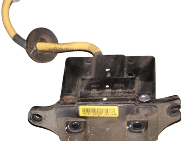 Bonnet Hinge KIA SORENTO II (XM)