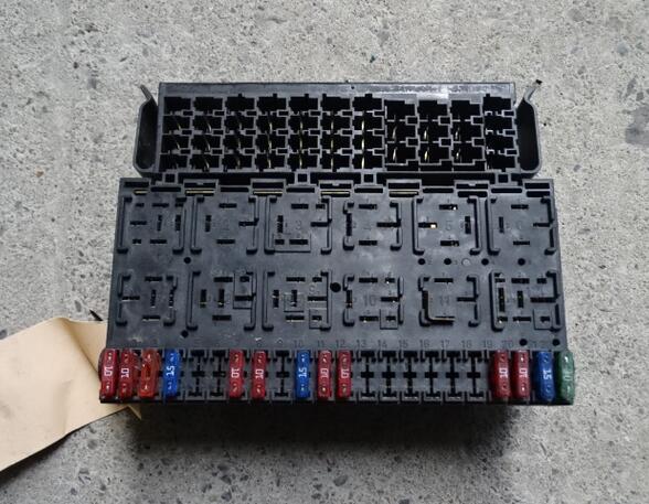 Fuse Box VW Transporter IV Pritsche/Fahrgestell (70E, 70L, 70M, 7DE, 7DL) 357937039 Zentralelektrik