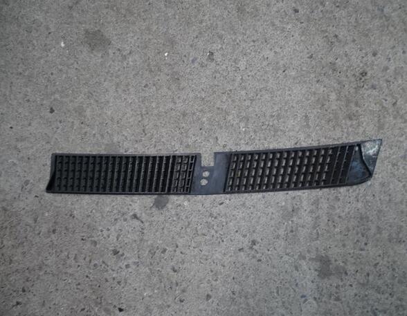 Plaat radiateurgrille BMW 7 (E38) 8166658 rechts