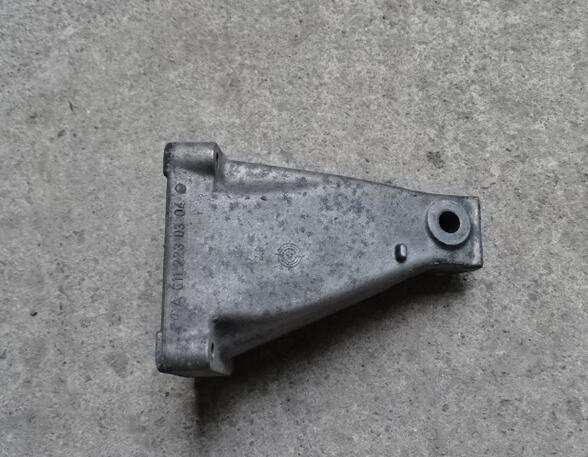 Engine Mounting Holder MERCEDES-BENZ C-CLASS (W203) A6112230304 Halter hinten