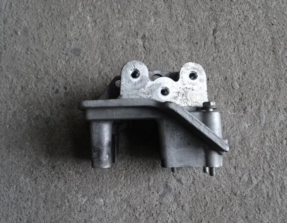 Engine Mount Bracket ALFA ROMEO MITO (955_), FIAT GRANDE PUNTO (199_), FIAT TIPO Estate (356_), OPEL COMBO Tour (X12) 55195033 Halter 