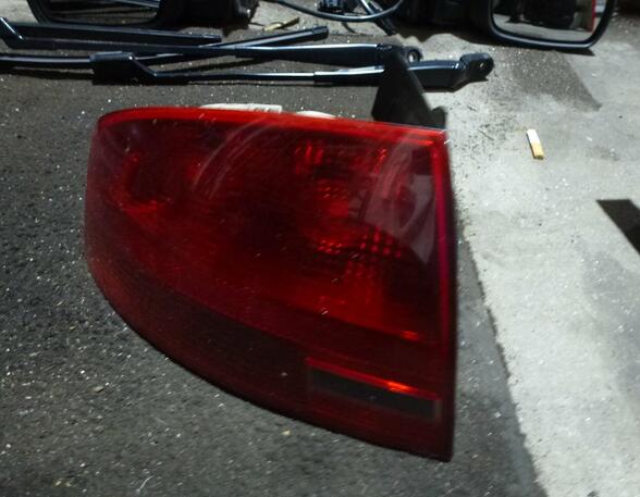 Combination Rearlight AUDI A4 (8EC, B7)