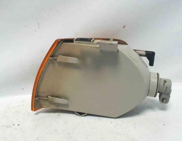 Blinker rechts vorn gelb - Kratzer VW POLO (6N1) 60 1.4 44 KW