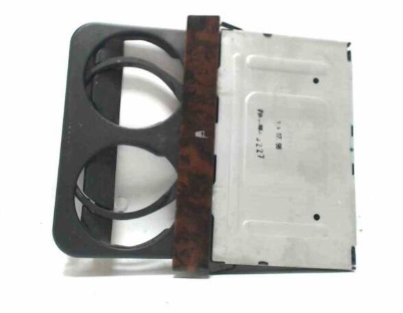 Cup holder VW GOLF IV (1J1)