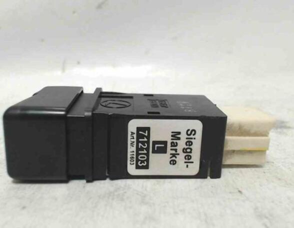 Rear Fog Light Switch SUBARU Impreza Station Wagon (GF)