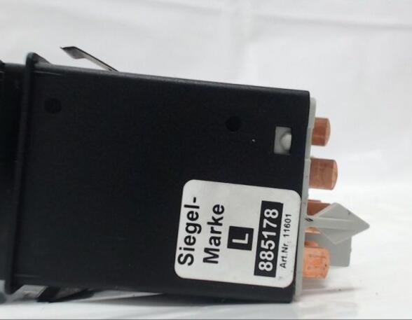 Hazard Warning Light Switch VW Golf IV (1J1)