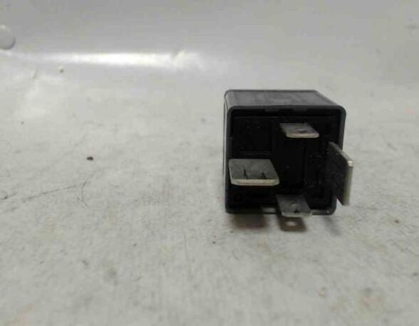 Wash Wipe Interval Relay AUDI A4 (8D2, B5)