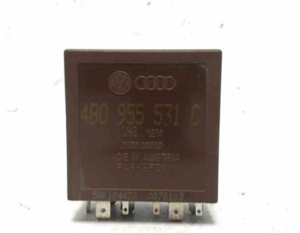 Wash Wipe Interval Relay AUDI A4 (8D2, B5)