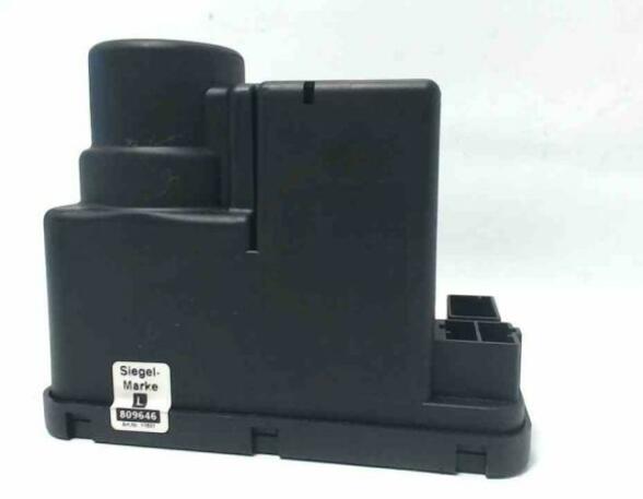 Central Locking Pump MERCEDES-BENZ C-Klasse (W202)