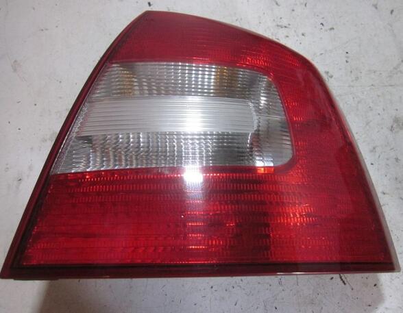 Reverse Light SKODA Octavia II (1Z3)