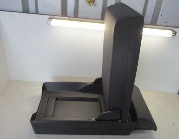 Armrest VW Golf V (1K1)