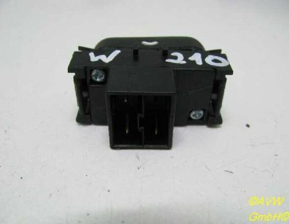 Headlight Light Switch MERCEDES-BENZ E-Klasse (W210)