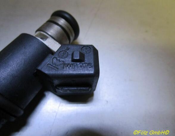 Injector Nozzle VW Golf IV (1J1)