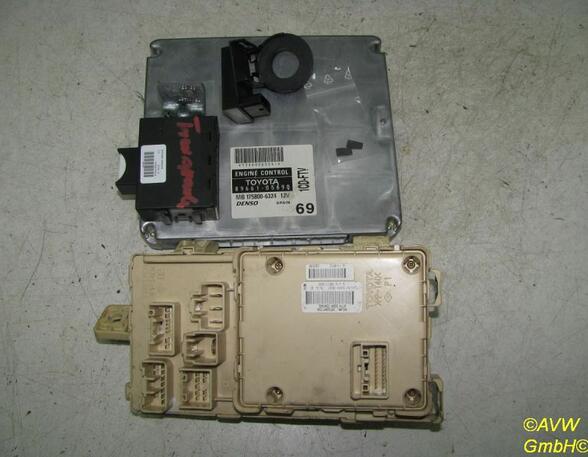 Engine Management Control Unit TOYOTA Avensis Station Wagon (T25)