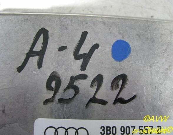 Engine Management Control Unit AUDI A4 (8D2, B5)