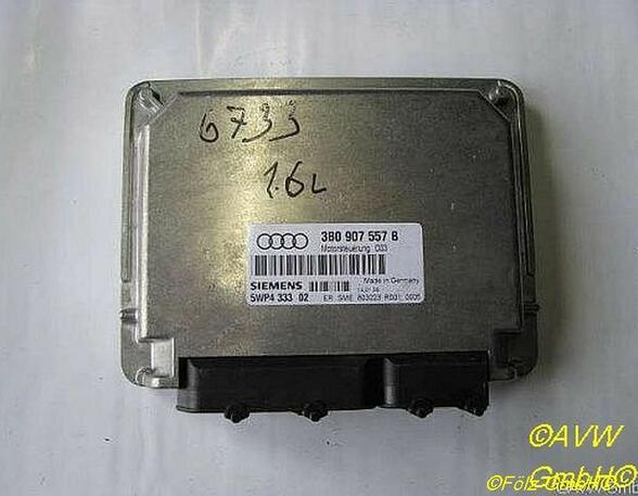 Engine Management Control Unit AUDI A4 (8D2, B5)