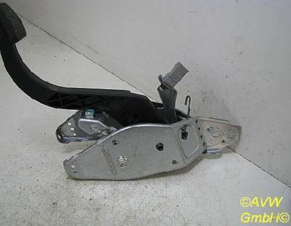 Pedal Assembly OPEL Astra H Caravan (L35)