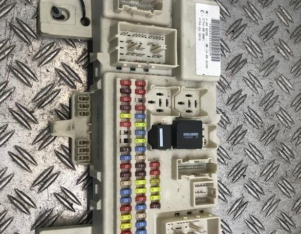 Fuse Box FORD FOCUS II Turnier (DA_, FFS, DS)