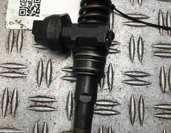 Injector Nozzle VW GOLF V (1K1)