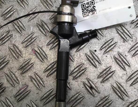 Injector Nozzle OPEL ASTRA H Estate (A04)