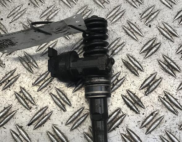 Injector Nozzle VW GOLF V (1K1)