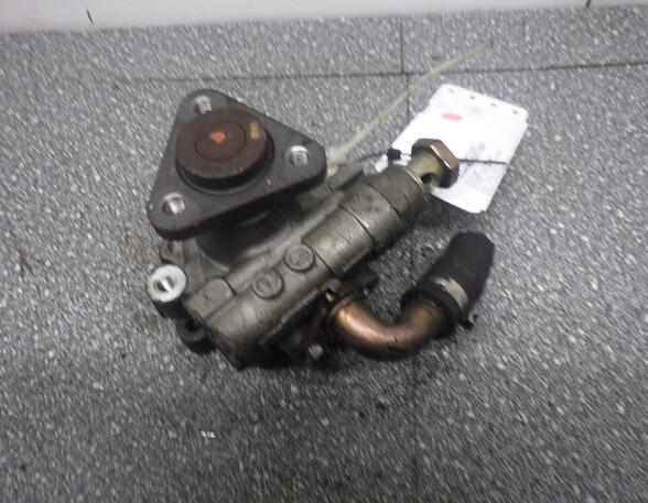 Power steering pump VW PASSAT Variant (3B5)