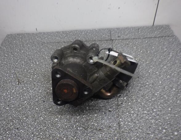 Power steering pump VW PASSAT Variant (3B5)