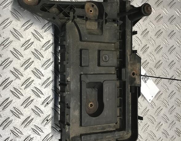 668995 Batterieaufnahme VW Golf VI (5K) 1K0915333H