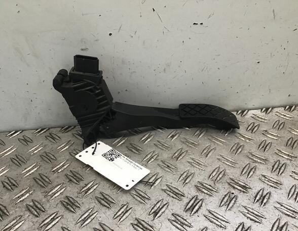 Accelerator pedal VW Touran (5T1)