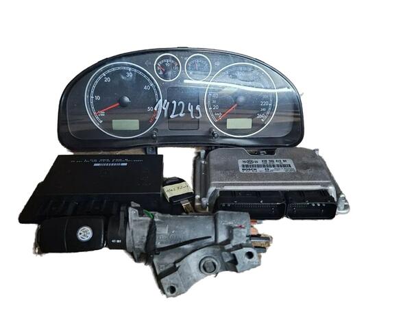 Engine Management Control Unit VW Passat (3B3) 038906019BM