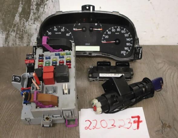 Engine Management Control Unit FIAT Punto (188) 71736344