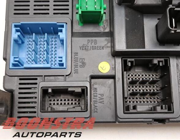 Fuse Box PEUGEOT 208 I (CA, CC)