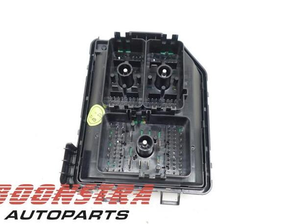 Fuse Box OPEL KARL (C16)