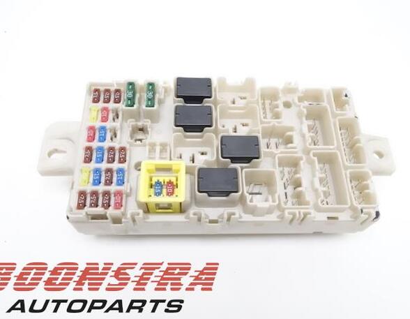 Fuse Box MITSUBISHI MIRAGE / SPACE STAR Hatchback (A0_A)