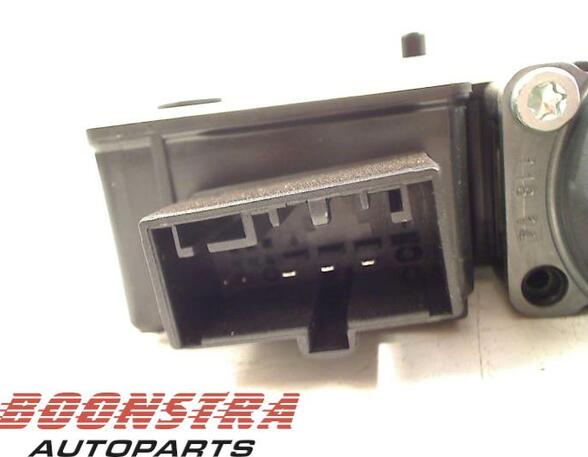 Elektrische motor raamopener VW Golf VII (5G1, BE1, BE2, BQ1), VW Touran (5T1), SEAT Leon ST (5F8), SEAT Leon (5F1)