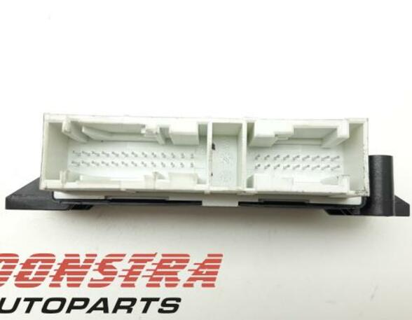 Control unit for parking support VW Touran (5T1)