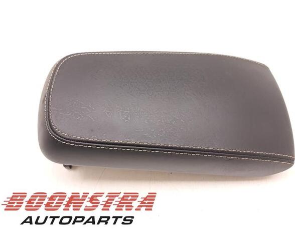 Armrest VOLVO XC40 (536)