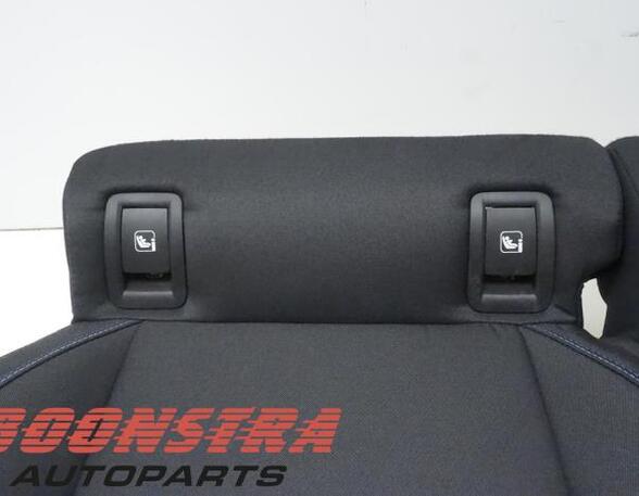 Rear Seat LYNK & CO 1