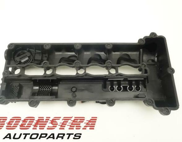 Cylinder Head Cover MERCEDES-BENZ C-Klasse (W205)