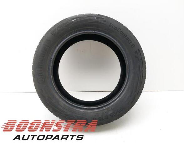 Tire OPEL Corsa F (--)