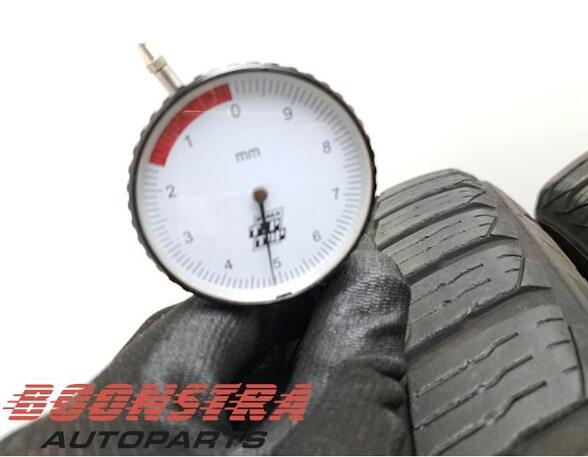 Tire SEAT Altea (5P1), SEAT Altea XL (5P5, 5P8), SEAT Toledo III (5P2)