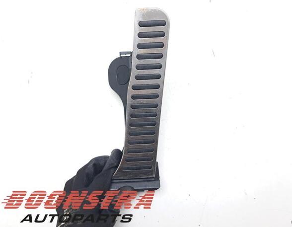 Accelerator pedal VW GOLF VI (5K1)