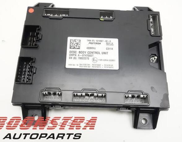 Control unit central electric (BCM) TESLA MODEL S (5YJS)