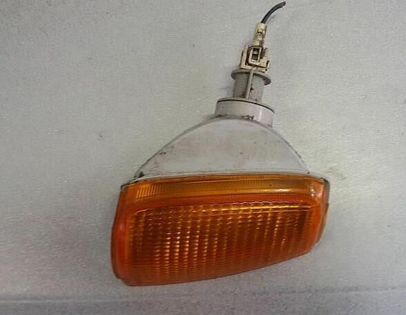 Blinker rechts vorn orange VW POLO COUPE (86C  80) 1.0 KAT 33 KW